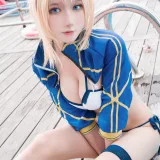 阿包也是兔娘《谜之女主角X毛水着》主题写真：25张全套美图