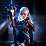 桜桃喵《斯卡蒂》主题写真：16张全套美图