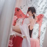 面饼仙儿《高雄旗袍》主题写真：20张全套美图