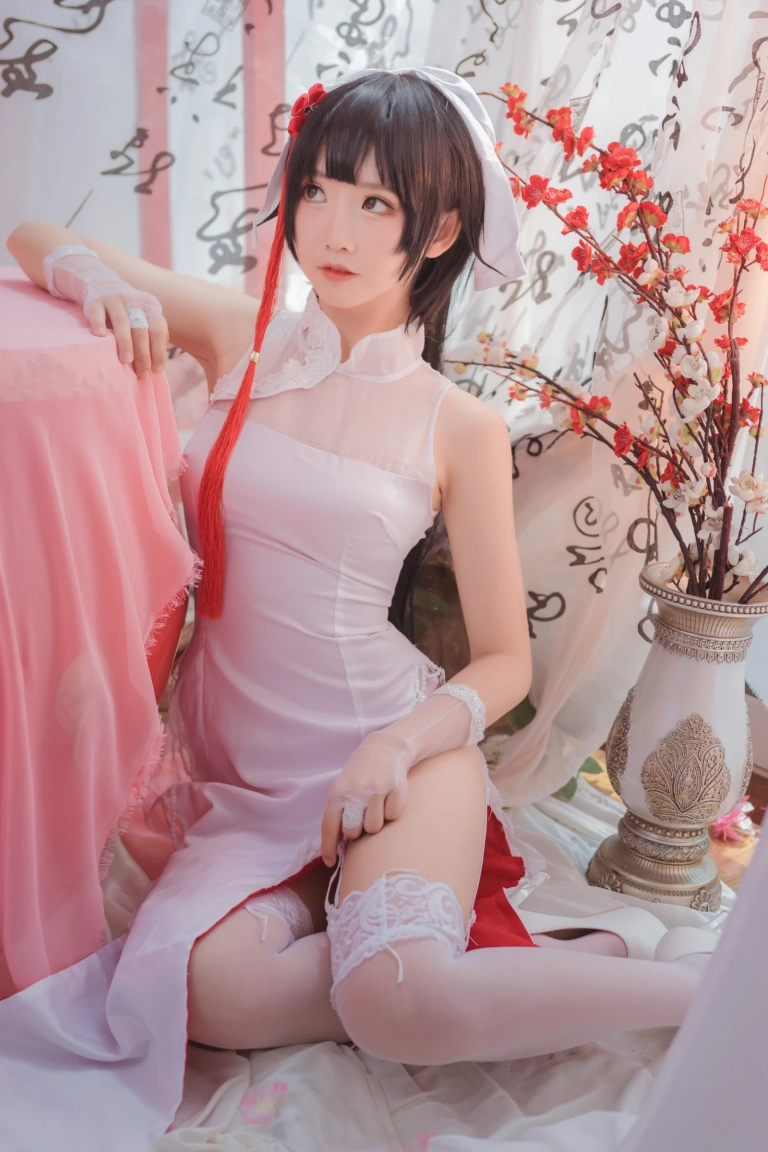 面饼仙儿《高雄旗袍》主题写真：20张全套美图