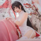 面饼仙儿《高雄旗袍》主题写真：20张全套美图