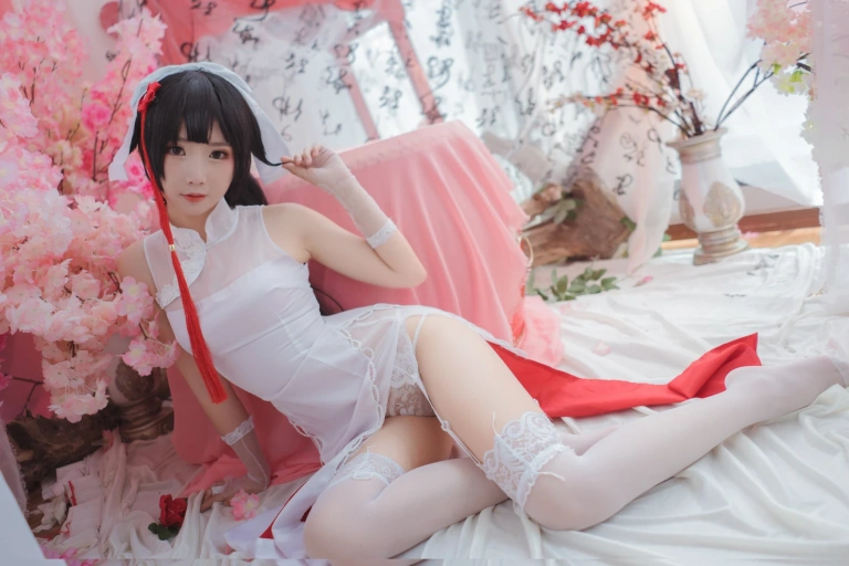 面饼仙儿《高雄旗袍》主题写真：20张全套美图
