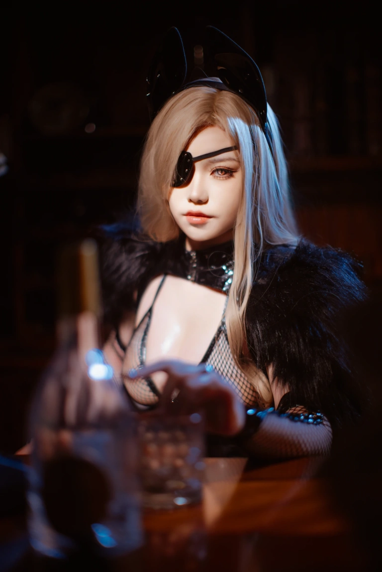 一北亦北《玄狼》主题写真：25张全套美图
