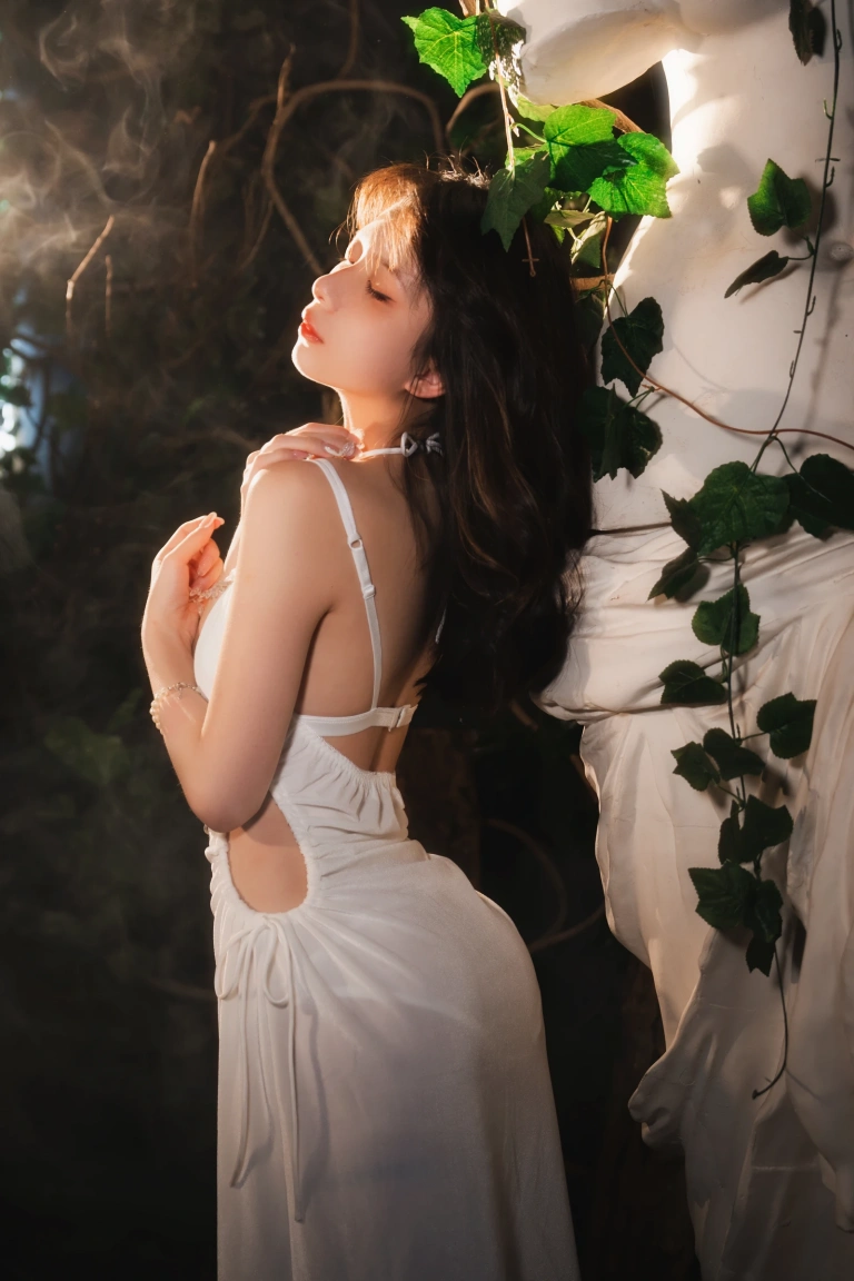 清青琴玖《阿佛洛狄忒》主题写真：27张全套美图