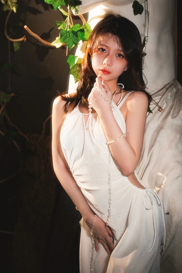 清青琴玖《阿佛洛狄忒》主题写真：27张全套美图