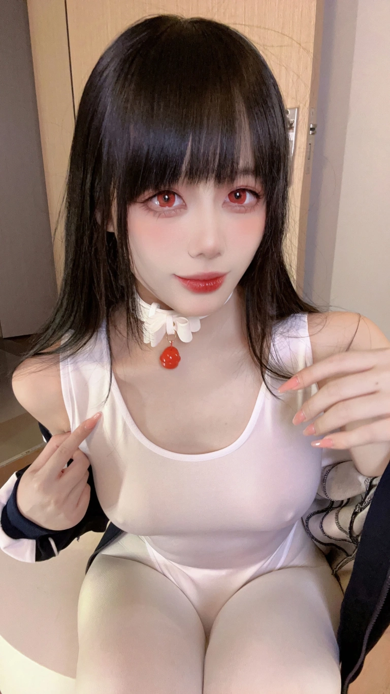 九言《白色体操服》主题写真：31张全套美图，含5个视频