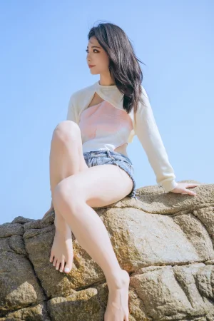 桃良阿宅《冰淇淋》主题写真：33张全套美图