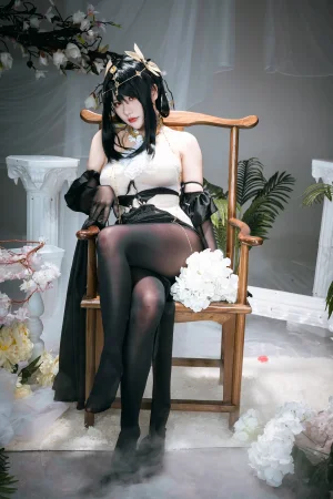 是一只熊仔《镇海 潋滟水色》主题写真：40张全套美图