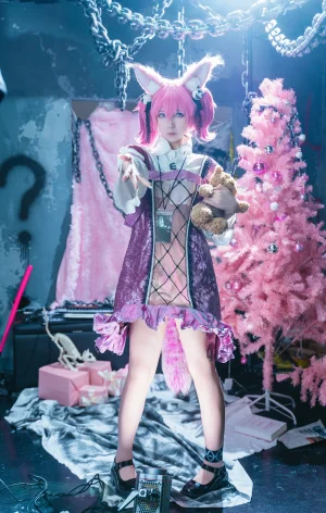 小和甜酒《巫恋》主题写真：44张全套美图