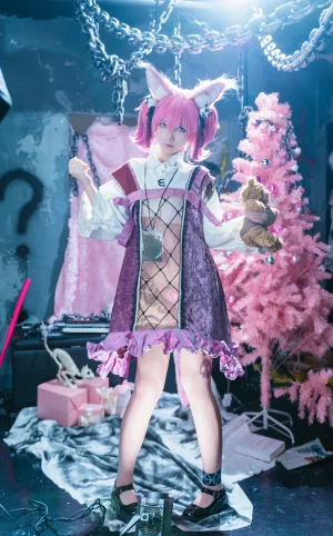小和甜酒《巫恋》主题写真：44张全套美图