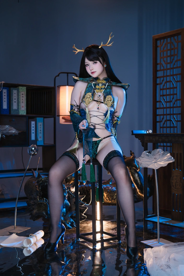 屿鱼《珑》主题写真：50张全套美图