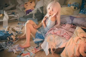 神沢永莉《别当欧尼酱》主题写真：55张全套美图，含3个视频