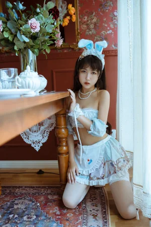 不呆猫《兔子女友》主题写真：55张全套美图