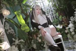 朝霧愛《修女》主题写真：56张全套美图