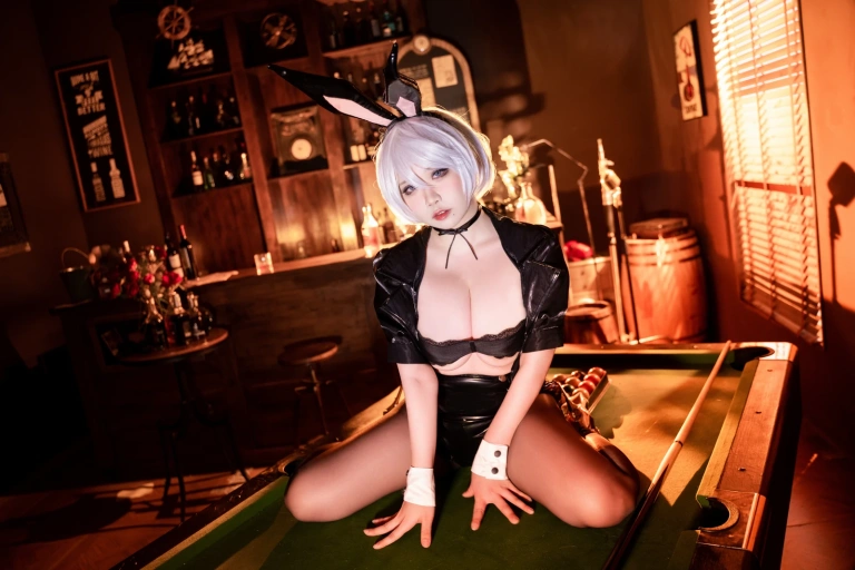 贞子蜜桃《兔女郎》主题写真：62张全套美图，含1个视频