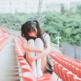 木棉棉《灰色JK制服》主题写真：38张全套美图
