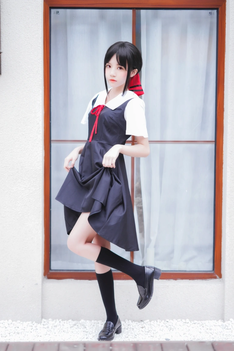 桜桃喵《四宫辉夜》主题写真：10张全套美图