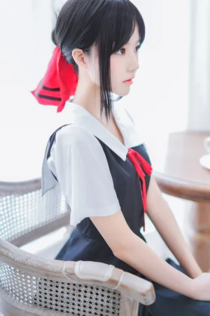 桜桃喵《四宫辉夜》主题写真：10张全套美图