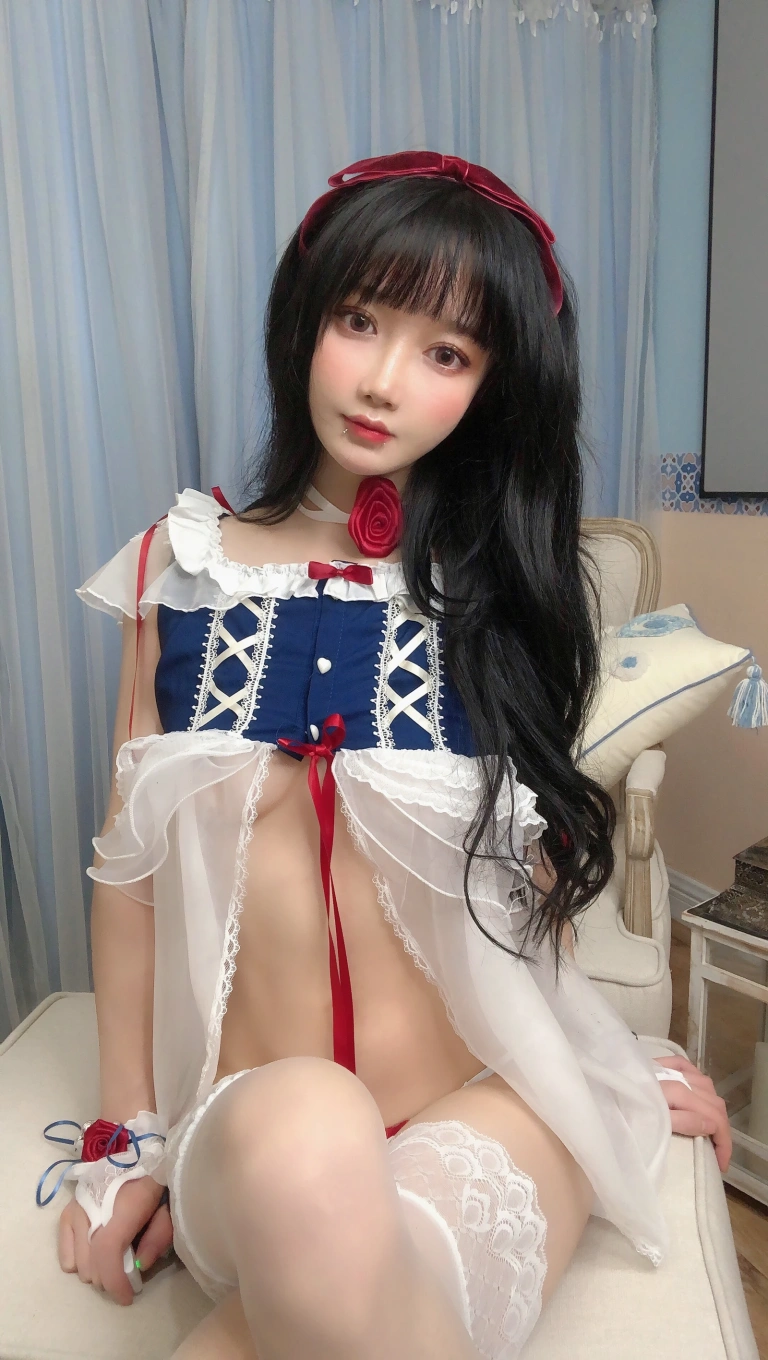 阿包也是兔娘《白雪姬》主题写真：15张全套美图