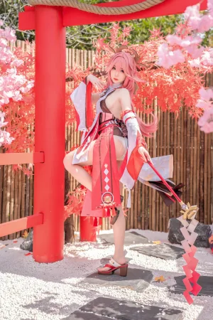 焖焖碳《八重神子》主题写真：15张全套美图