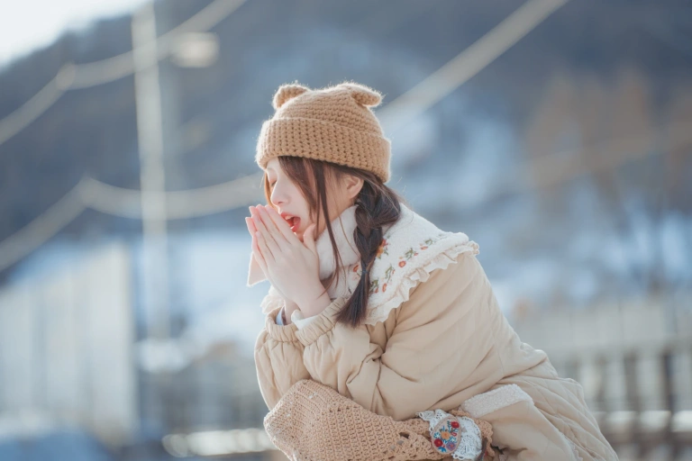 清青琴玖《情书》主题写真：21张全套美图