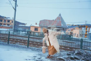清青琴玖《情书》主题写真：21张全套美图