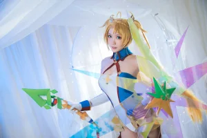瓜希酱《布拉达曼特》主题写真：25张全套美图