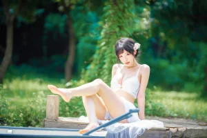 清水由乃《蕾丝花园》主题写真：34张全套美图