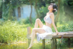 清水由乃《蕾丝花园》主题写真：34张全套美图