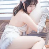虎森森《小羊奶昔》主题写真：40张全套美图
