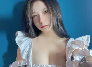 一北亦北《小乖》主题写真：40张全套美图，含8个视频