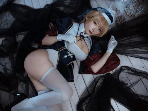 是三不是世《夏洛特修女》主题写真：48张全套美图