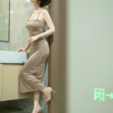 桃良阿宅《吊带裙（公共厕所）》主题写真：75张全套美图