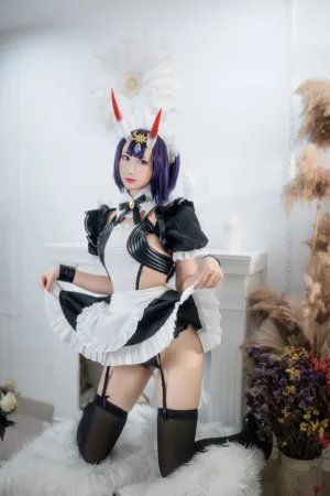 羽生三未《FGO 酒吞童子女仆》主题写真：20张全套美图