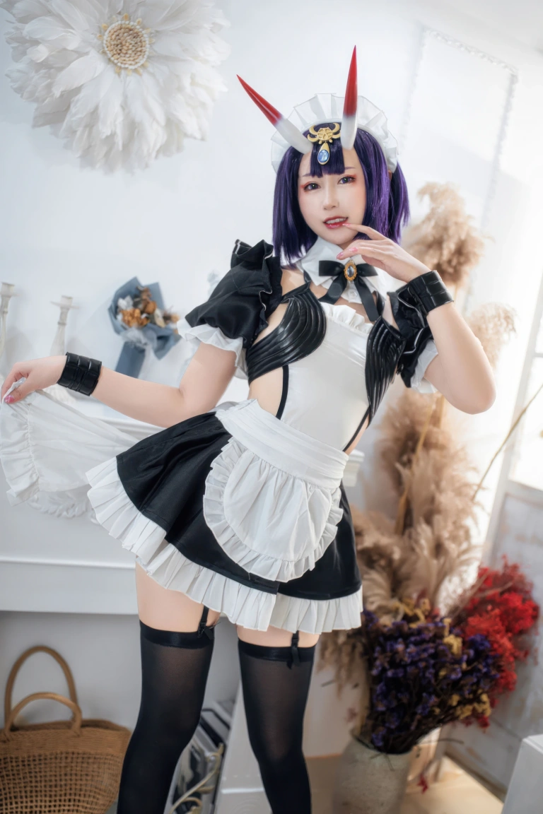 羽生三未《FGO 酒吞童子女仆》主题写真：20张全套美图