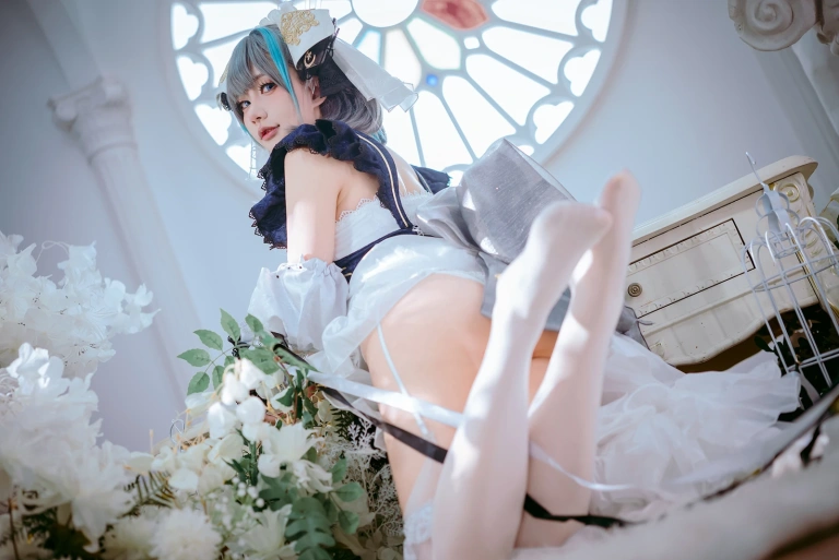 是一只熊仔《柴郡》主题写真：100张全套美图