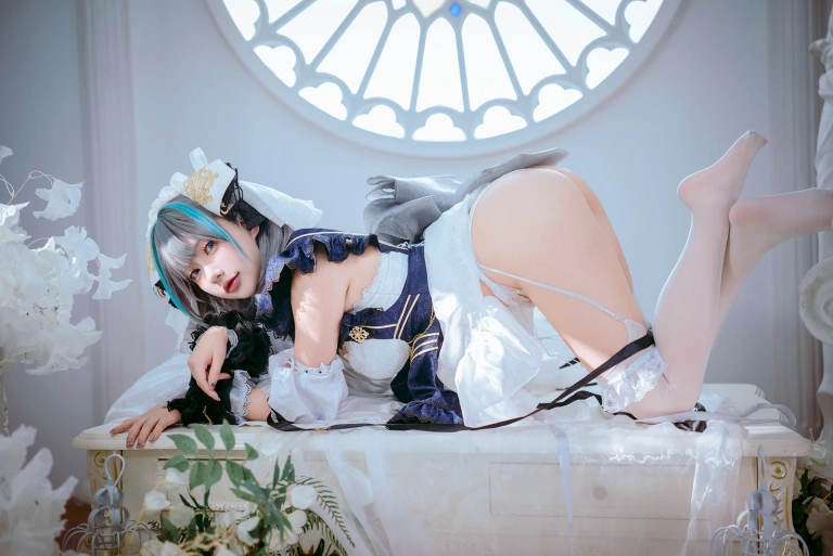 是一只熊仔《柴郡》主题写真：100张全套美图