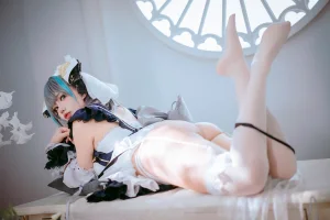 是一只熊仔《柴郡》主题写真：100张全套美图