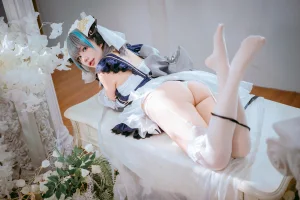 是一只熊仔《柴郡》主题写真：100张全套美图