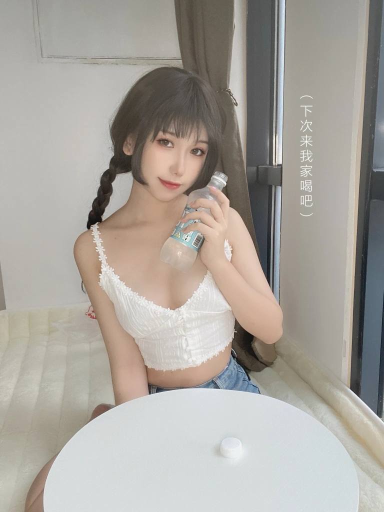 芋圆侑子《茶艺小姐》主题写真：115张全套美图