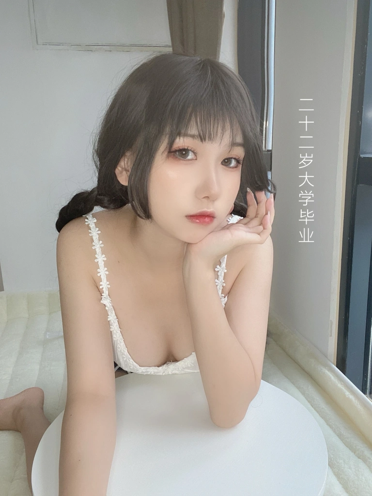 芋圆侑子《茶艺小姐》主题写真：115张全套美图