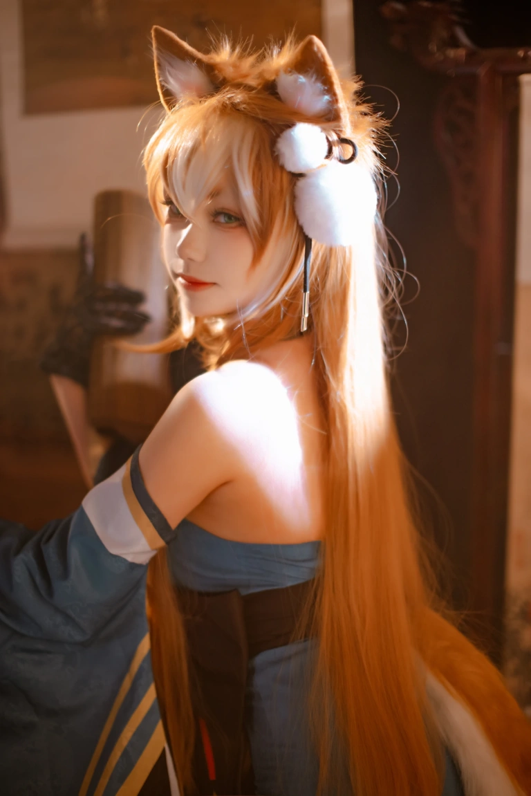 一北亦北《希娜小姐》主题写真：15张全套美图