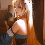 一北亦北《希娜小姐》主题写真：15张全套美图