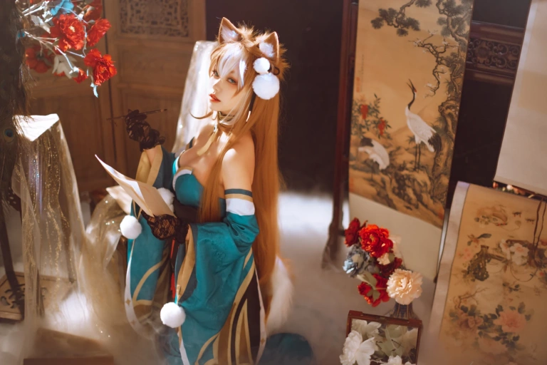 一北亦北《希娜小姐》主题写真：15张全套美图
