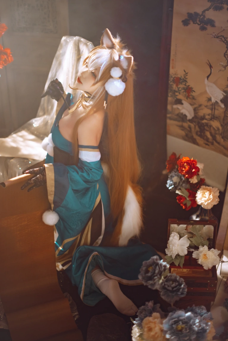 一北亦北《希娜小姐》主题写真：15张全套美图