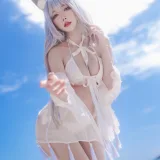 宮本桜《碧蓝航线 信浓 泳装白沙幽夢》主题写真：20张全套美图