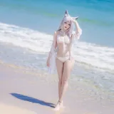 宮本桜《碧蓝航线 信浓 泳装白沙幽夢》主题写真：20张全套美图