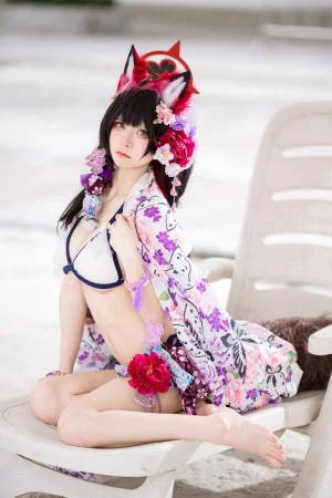 九柒喵《蔚蓝档案 狐坂若藻泳装》主题写真：23张全套美图