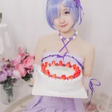 木棉棉《雷姆生日》主题写真：24张全套美图