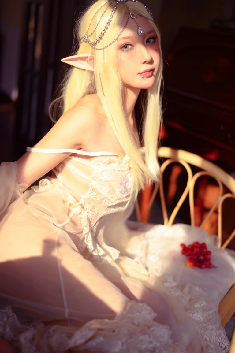 阿包也是兔娘《精灵》主题写真：25张全套美图